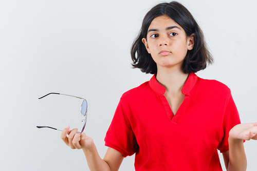 Bebas Kacamata Cuma 8 Detik? Mengenal Lebih Dekat LASIK Mata: Prosedur, Manfaat, dan Hal Penting yang Perlu Anda Tahu!